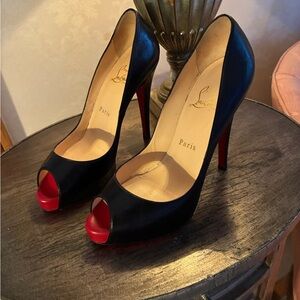 Christian Louboutin Black Leather Heels with Red Soles- Very Prive